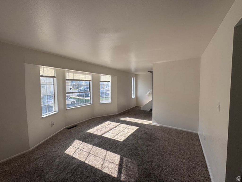 Image 7 of property listing at 1350 W 150 N #42, Vernal, UT 84078