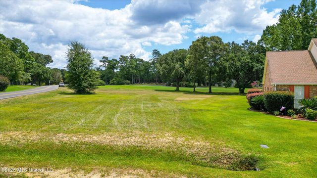 753 Cherryhill Drive, Diamondhead, MS 39525