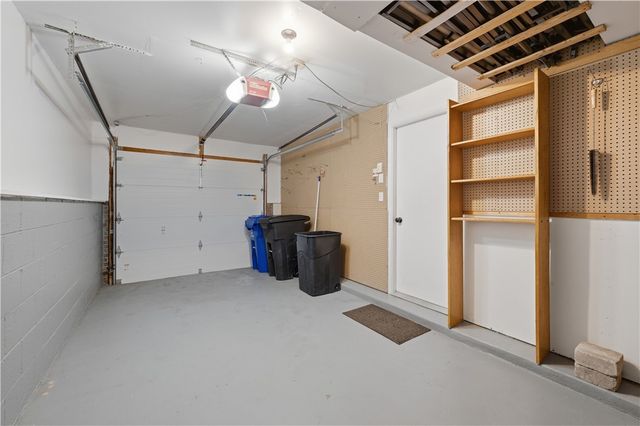 226 Briar Path, North Fayette, PA 15126