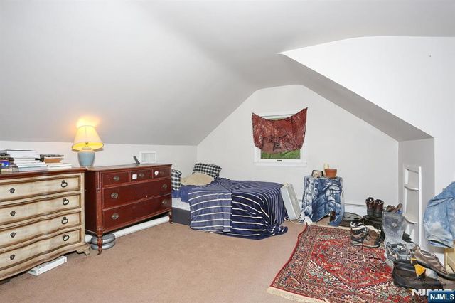 105 Rivervale Road, Park Ridge, NJ 07656