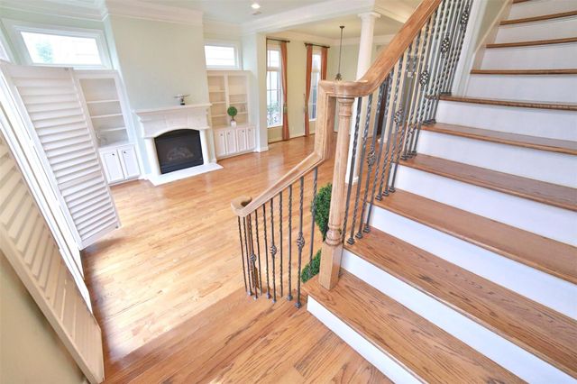 6335 E Mystic Meadow, Houston, TX 77021