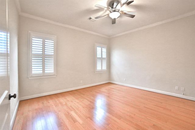 6335 E Mystic Meadow, Houston, TX 77021