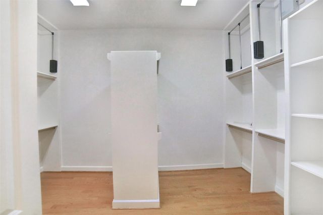 6335 E Mystic Meadow, Houston, TX 77021