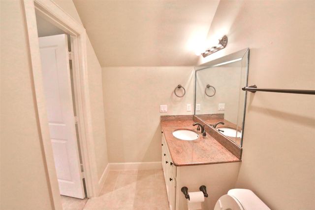 6335 E Mystic Meadow, Houston, TX 77021