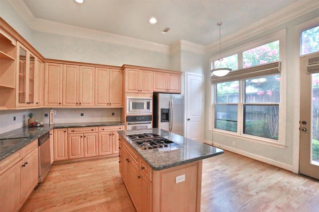 6335 E Mystic Meadow, Houston, TX 77021