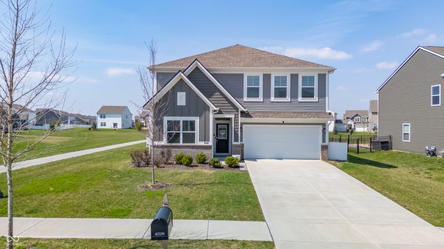 8709 Winton Place, Pendleton, IN 46064