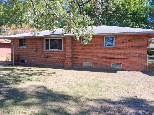 15345 Bainbridge Street, Livonia, MI 48154