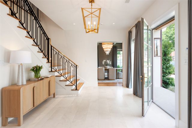 4505 S Versailles Avenue, Highland Park, TX 75205