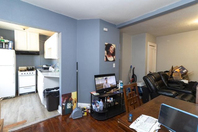 1321 Payne Avenue E, Saint Paul, MN 55130