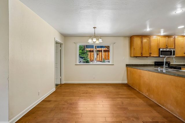 6808 Kermit Ln, Fair Oaks, CA 95628