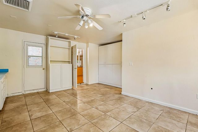 6808 Kermit Ln, Fair Oaks, CA 95628