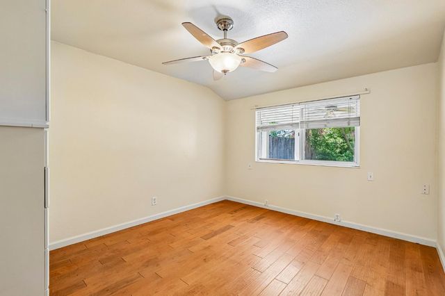 6808 Kermit Ln, Fair Oaks, CA 95628