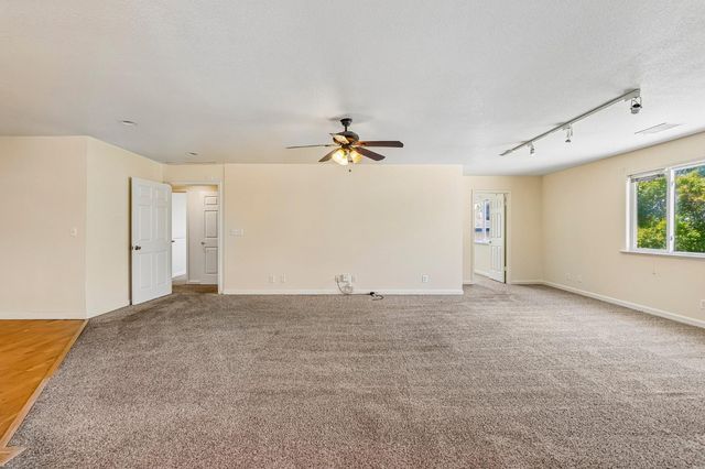 6808 Kermit Ln, Fair Oaks, CA 95628