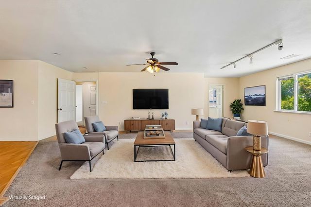 6808 Kermit Ln, Fair Oaks, CA 95628