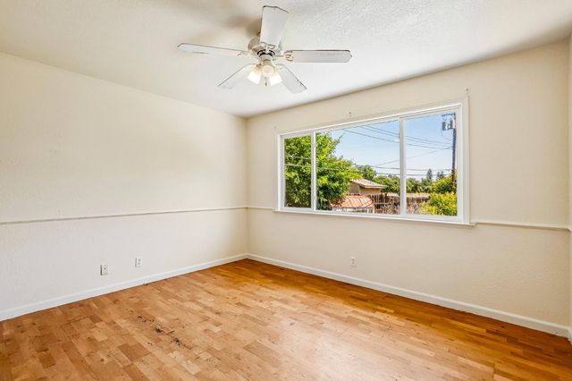 6808 Kermit Ln, Fair Oaks, CA 95628