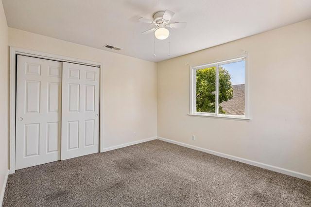 6808 Kermit Ln, Fair Oaks, CA 95628