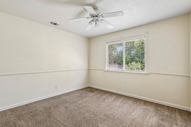 6808 Kermit Ln, Fair Oaks, CA 95628