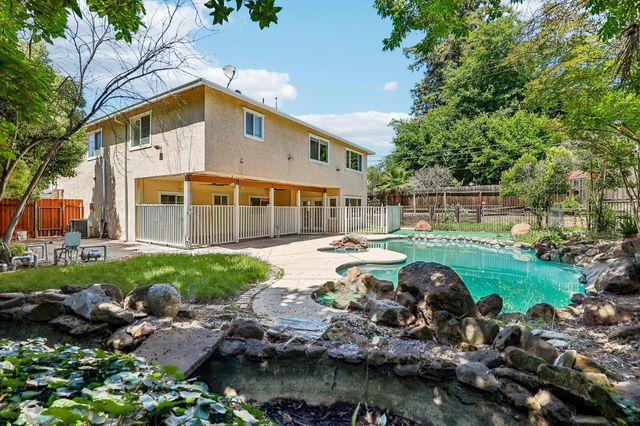 6808 Kermit Ln, Fair Oaks, CA 95628