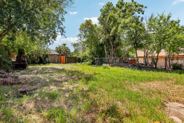 6808 Kermit Ln, Fair Oaks, CA 95628