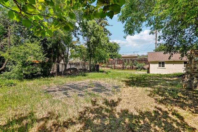 6808 Kermit Ln, Fair Oaks, CA 95628