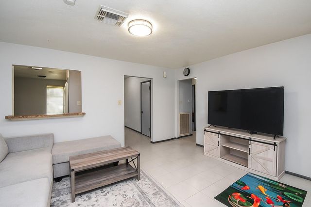 12469 Sharpview Drive 2469, Houston, TX 77072