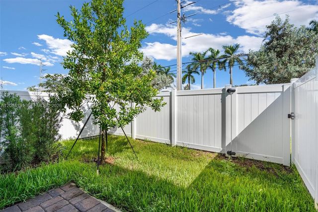 17033 SW 1st Street 1, Pembroke Pines, FL 33027