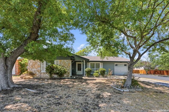 5731 BEAR LAKE DR, San Antonio, TX 78244