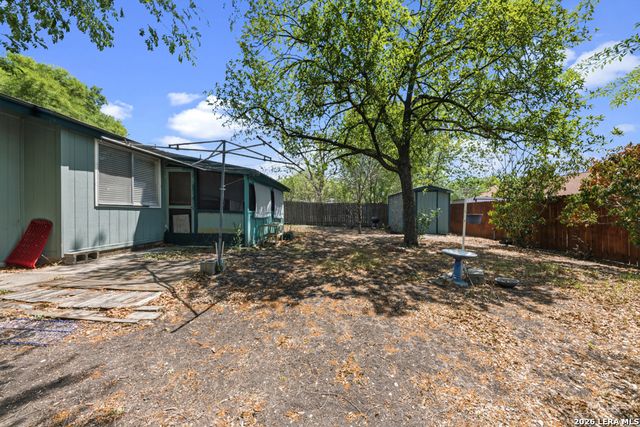 5731 BEAR LAKE DR, San Antonio, TX 78244