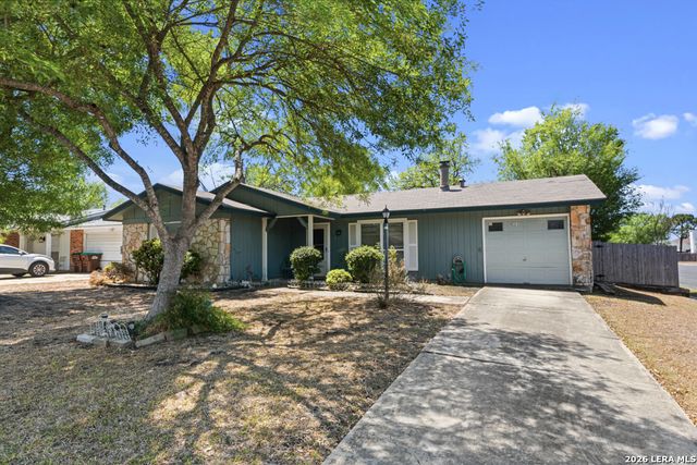 5731 BEAR LAKE DR, San Antonio, TX 78244