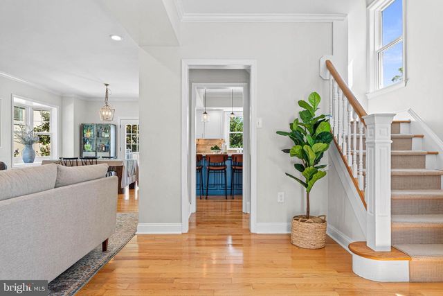 724 ASHURST RD, Havertown, PA 19083
