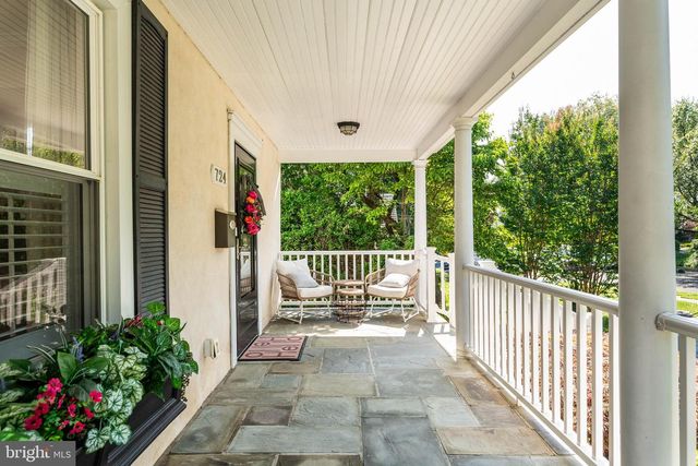 724 ASHURST RD, Havertown, PA 19083
