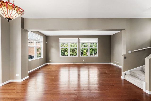 3845 N Milwaukee Avenue, Chicago, IL 60641