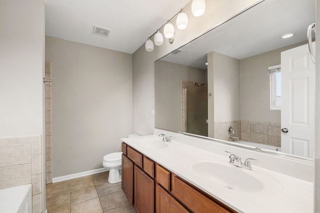 3845 N Milwaukee Avenue, Chicago, IL 60641