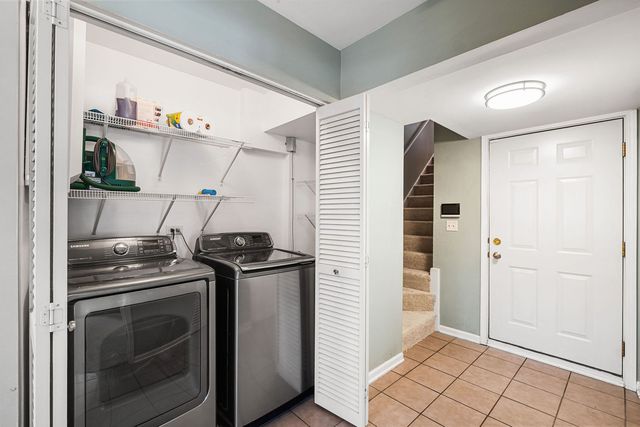 3845 N Milwaukee Avenue, Chicago, IL 60641