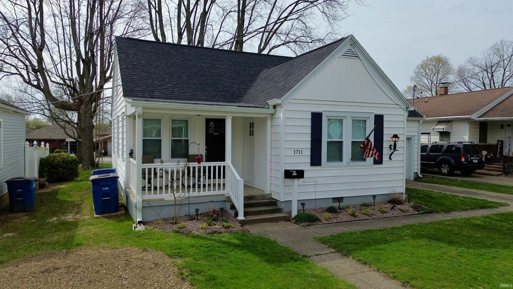 1711 16th Street, Lawrenceville, IL 62439