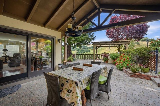 17975 Deer Run Court, Morgan Hill, CA 95037