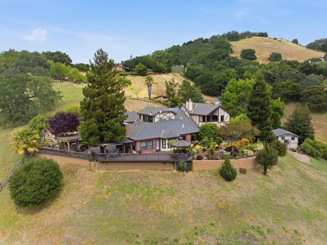 17975 Deer Run Court, Morgan Hill, CA 95037