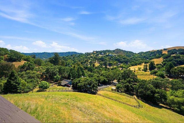 17975 Deer Run Court, Morgan Hill, CA 95037