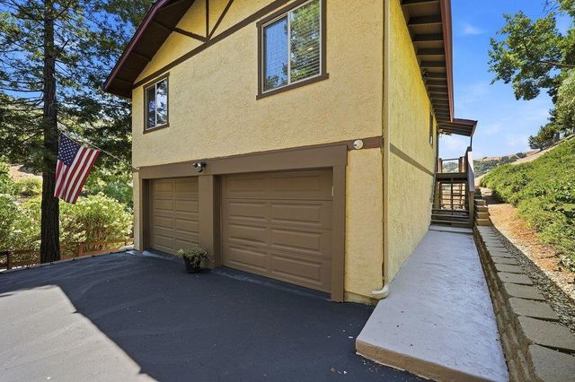 17975 Deer Run Court, Morgan Hill, CA 95037