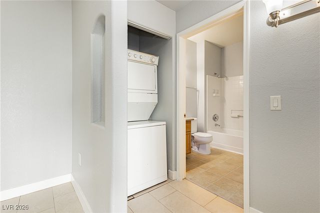 3318 DECATUR Boulevard 1082, Las Vegas, NV 89032