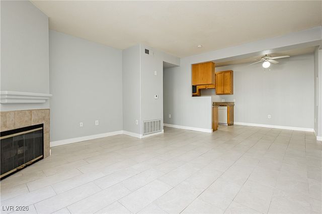 3318 DECATUR Boulevard 1082, Las Vegas, NV 89032