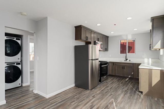 6728 Thomson Ct, San Diego, CA 92111