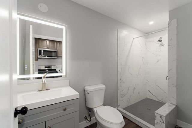 6728 Thomson Ct, San Diego, CA 92111