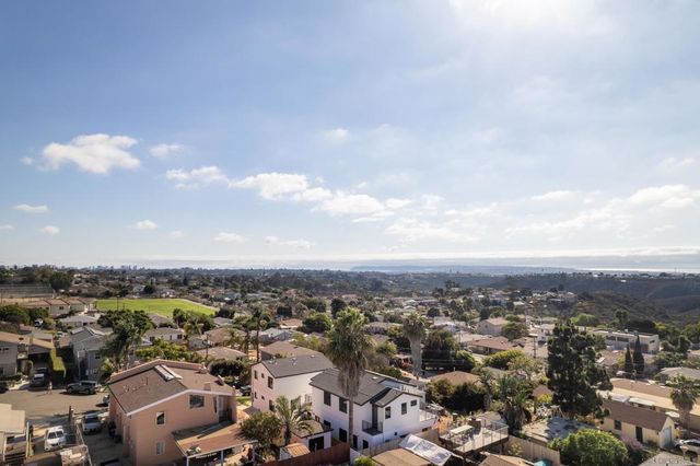 6728 Thomson Ct, San Diego, CA 92111