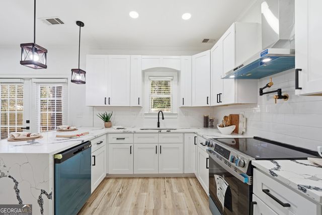 2554 Brentwood Road, Decatur, GA 30032