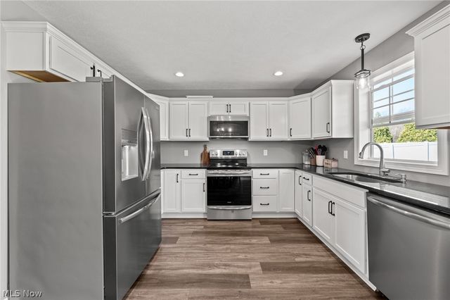 864 Liberty Court SW, Massillon, OH 44647