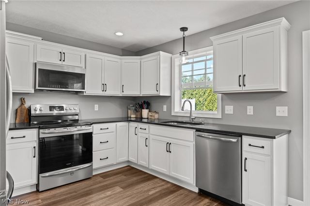 864 Liberty Court SW, Massillon, OH 44647