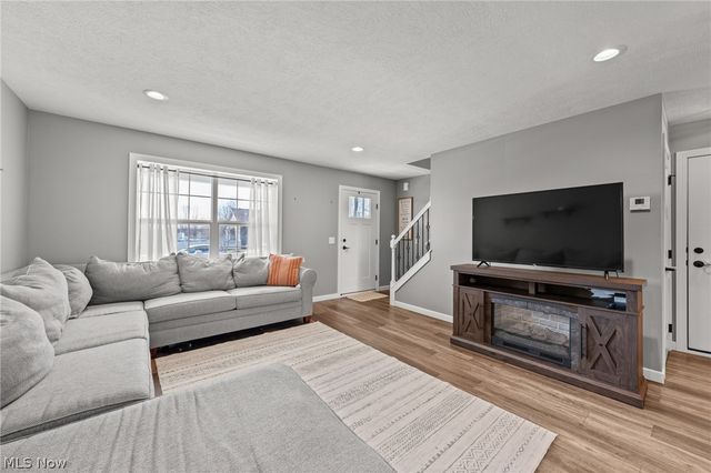 864 Liberty Court SW, Massillon, OH 44647