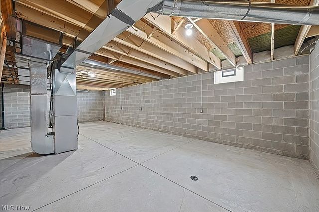 864 Liberty Court SW, Massillon, OH 44647