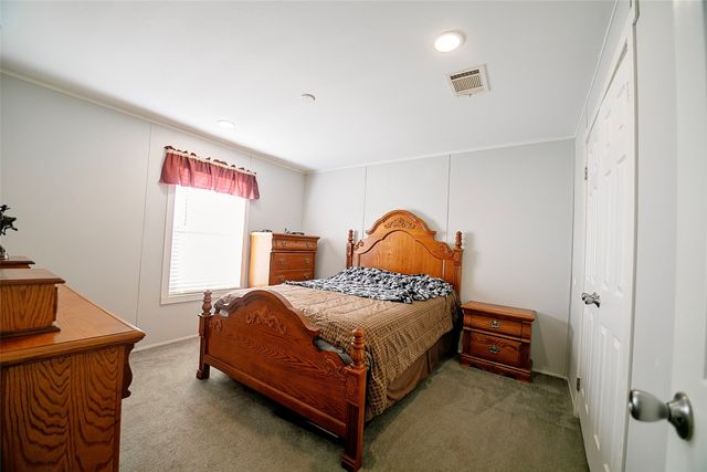 176 Graydon Road, Whitesboro, TX 76273